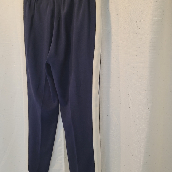 Babaton Aritzia Conan Pant Terado Navy Side Stripe Japanese Crepe Fabric sz 4 - Picture 3 of 10